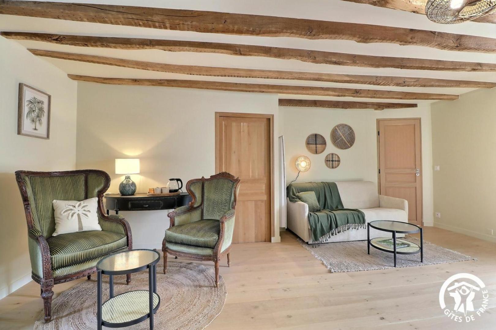 Bed and Breakfast Le Jardin De Quercus à Bazouges-la-Pérouse Extérieur photo